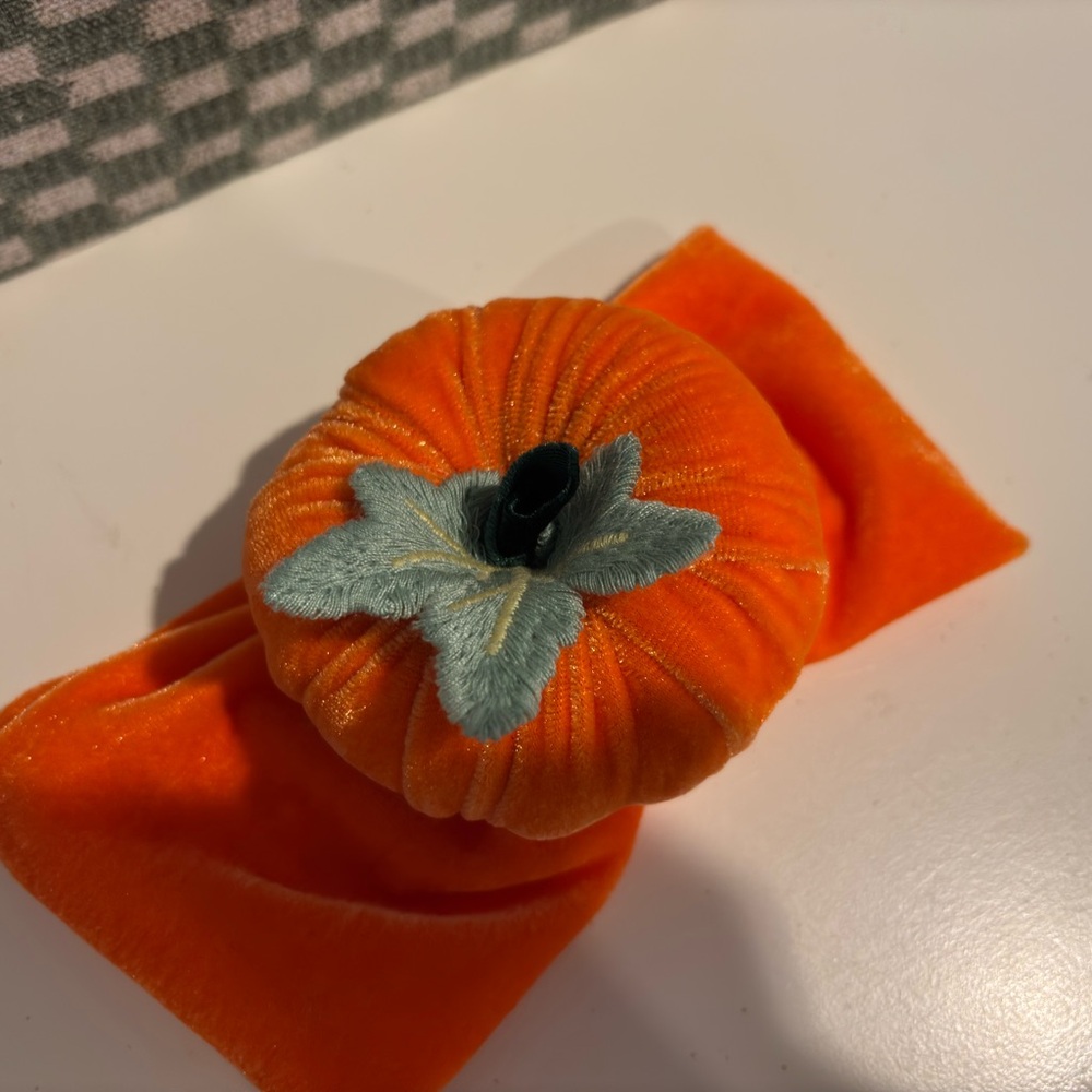 Pumpkin head wrap for baby
